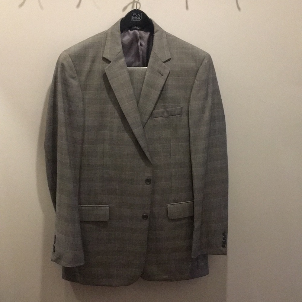 Men’s Grey Suit